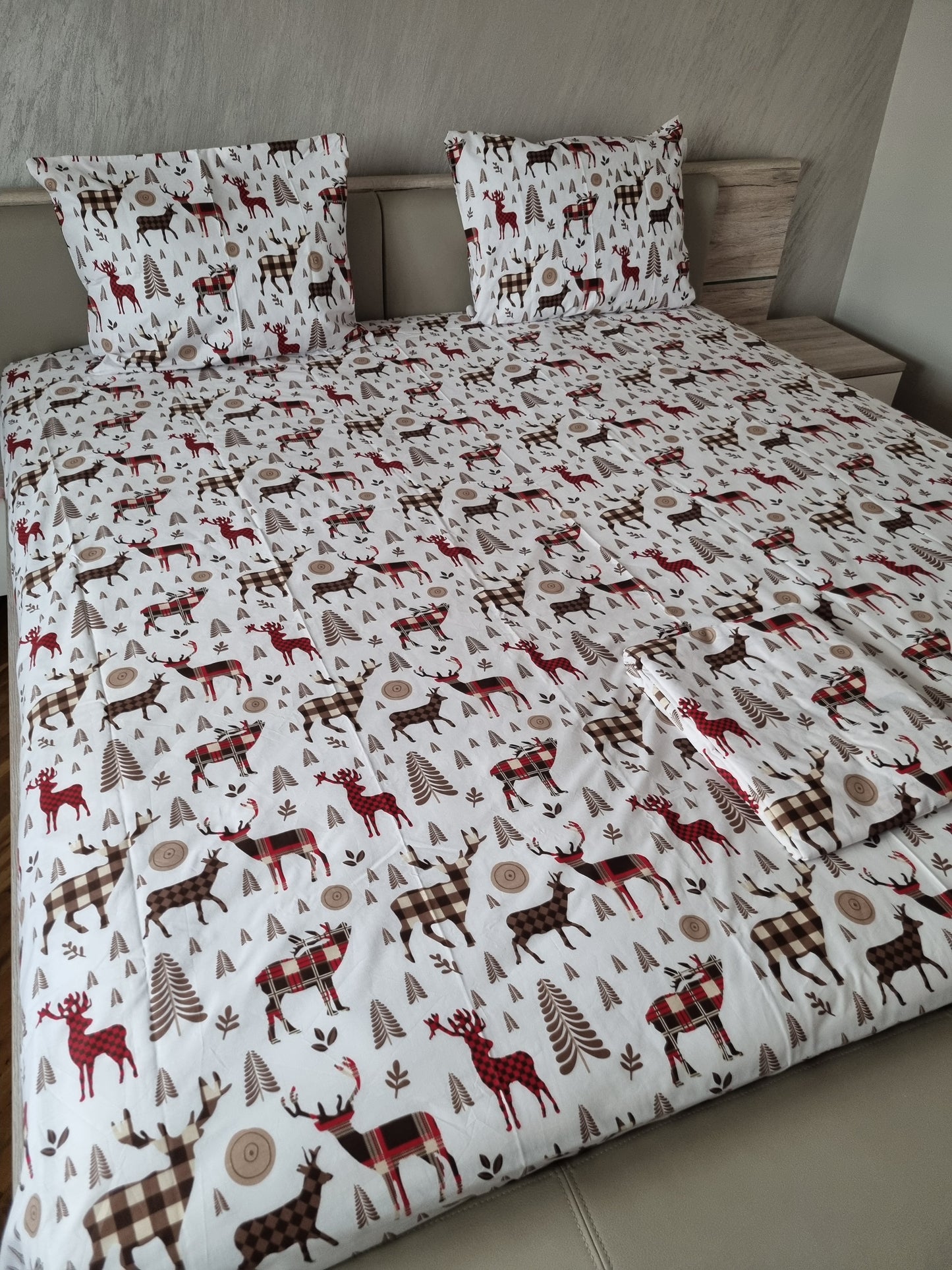 Комплект от 4части