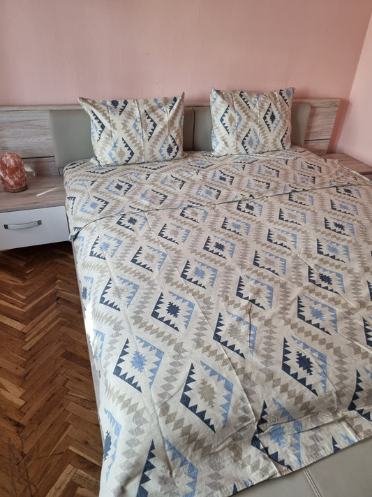 Комплект от 4части