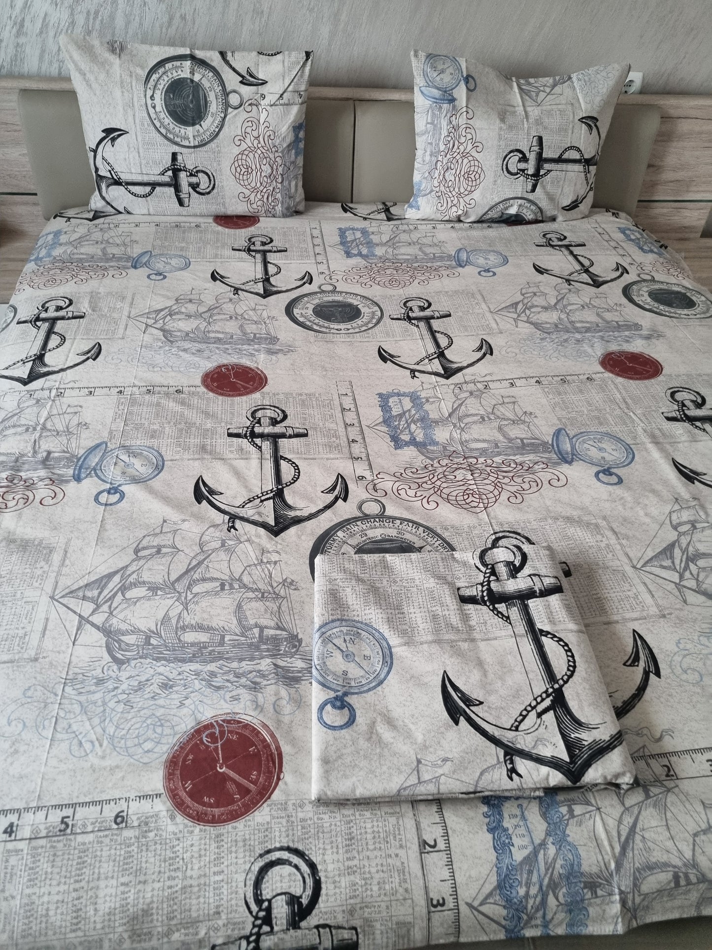 Комплект от 4части